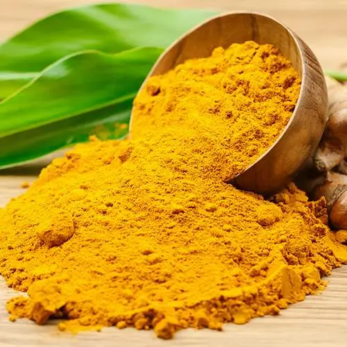  extracto de cúrcuma, símbolo de su poder antiinflamatorio natural y beneficios contra la inflamación crónica.